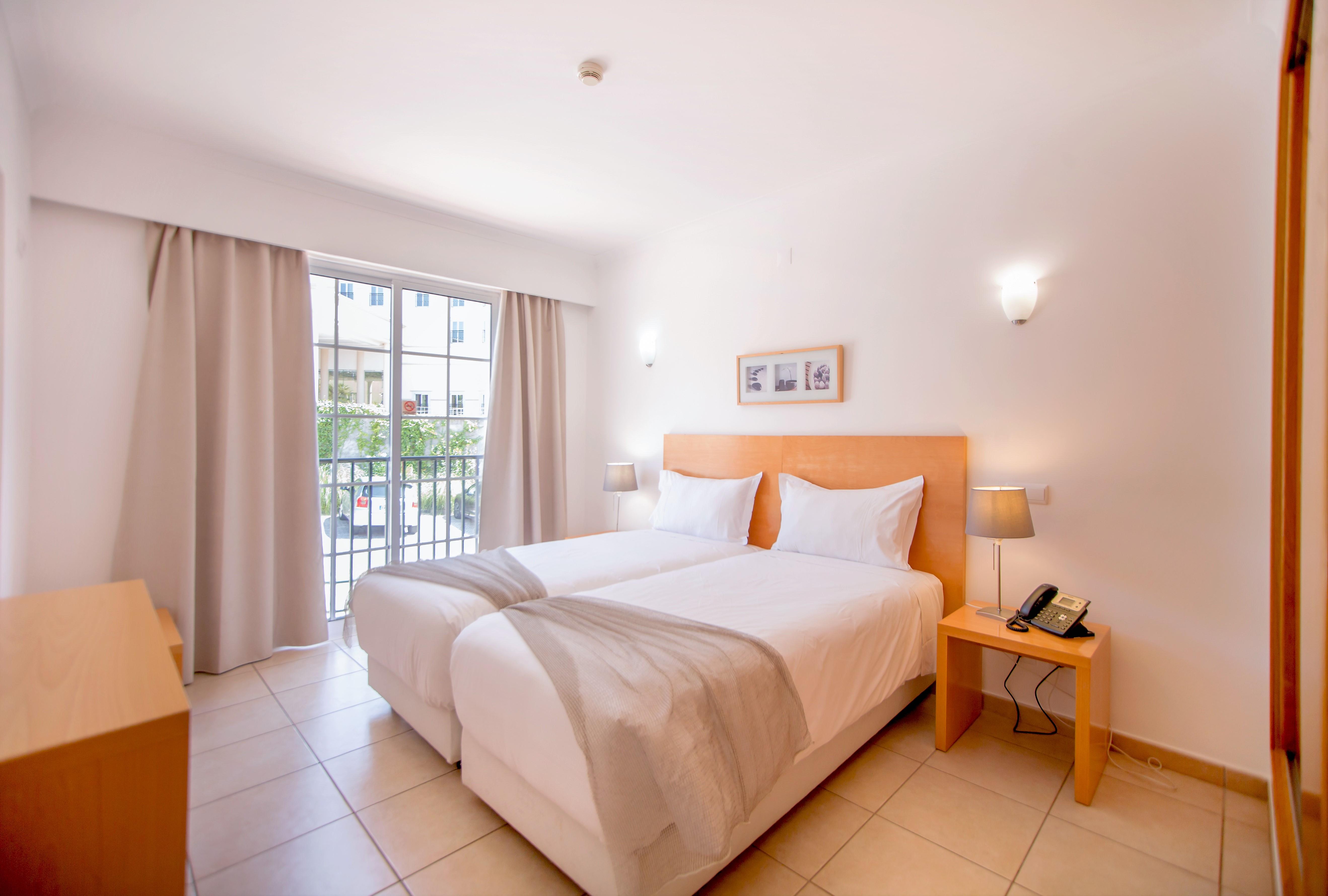 Aquamar Aparthotel 3*