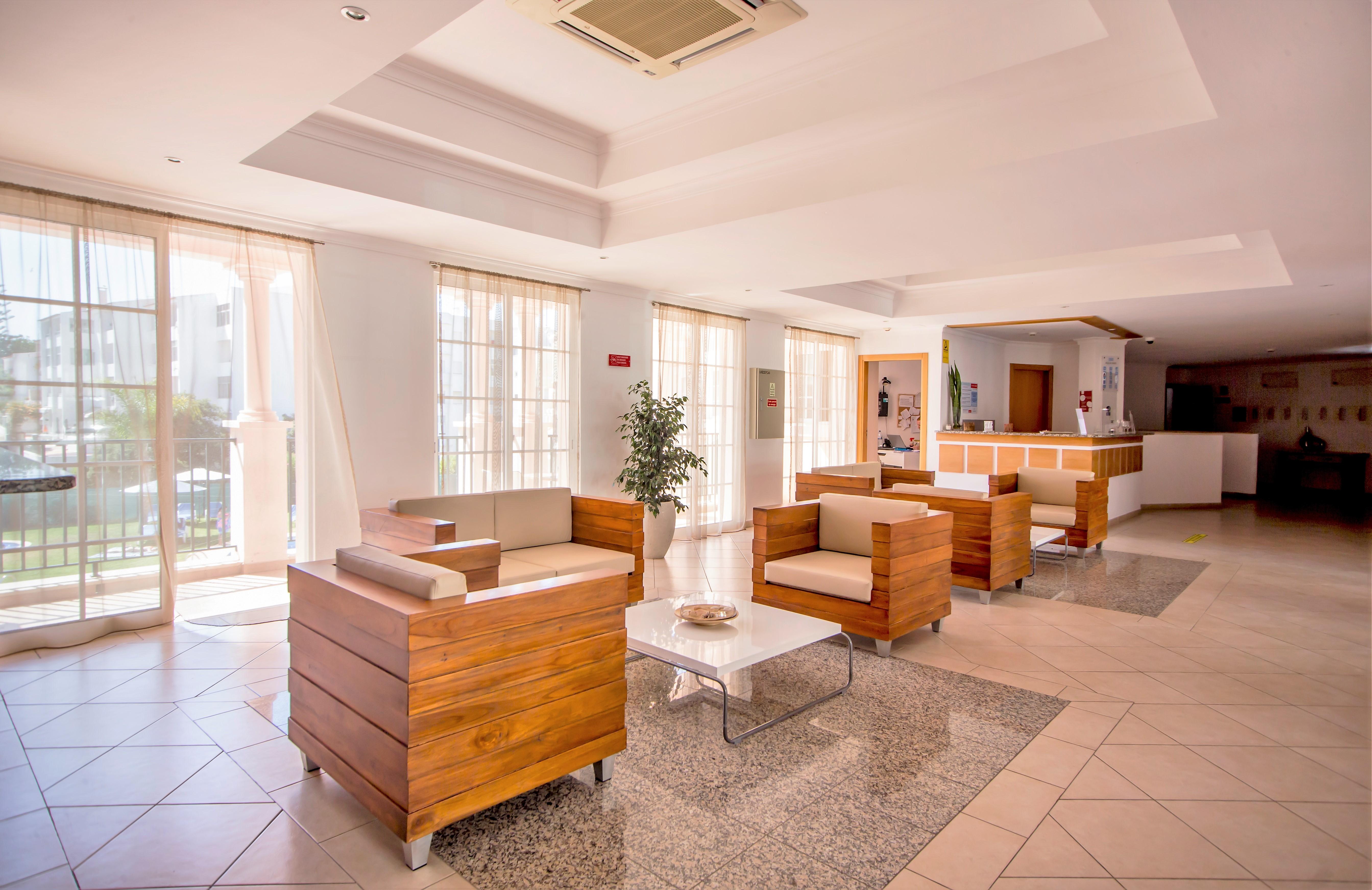 Aquamar Aparthotel 3*