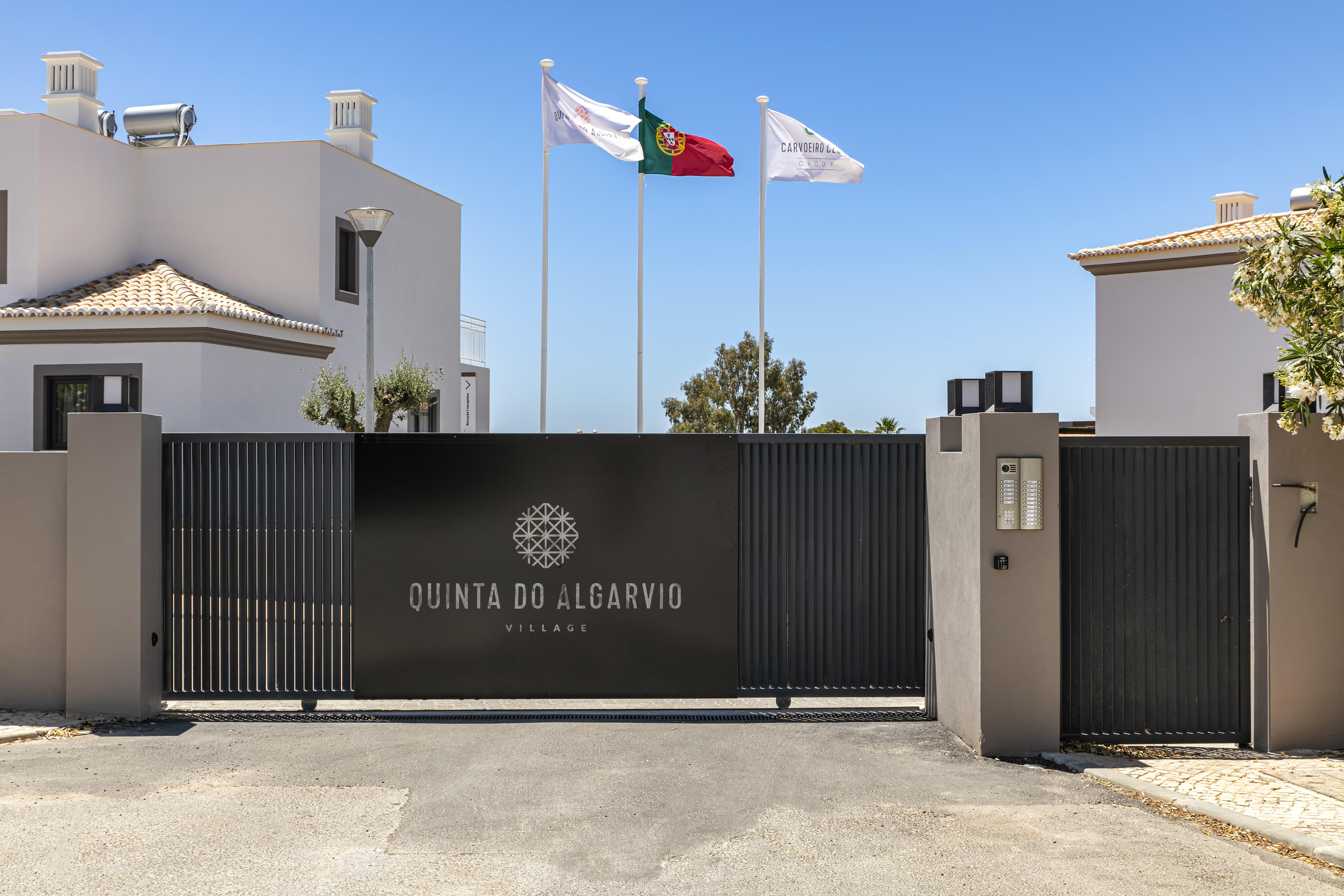 Quinta Do Algarvio Village Resort