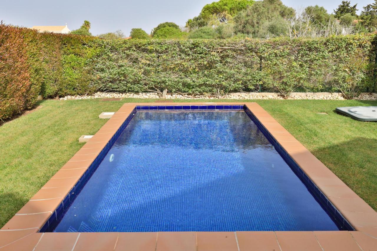 Apartment Coolhouses Algarve, 2 Bed Elegant Flat, Private Pool & Garden, Facilities, Mar Da 19 Praia Da Luz