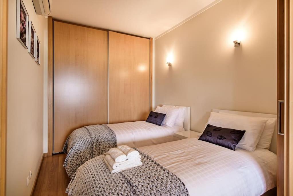 A Gaivota Ria Formosa Waterfront Lux With Pool, Olhao, Algarve *