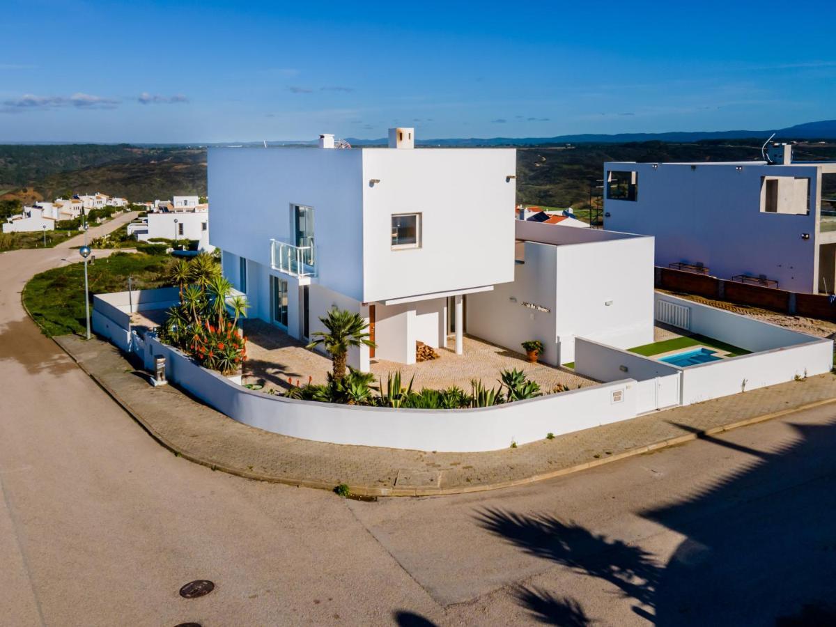 Villa Beachside 5 Bdr 6 Baths Sleeps 9plus Ppl Aljezur