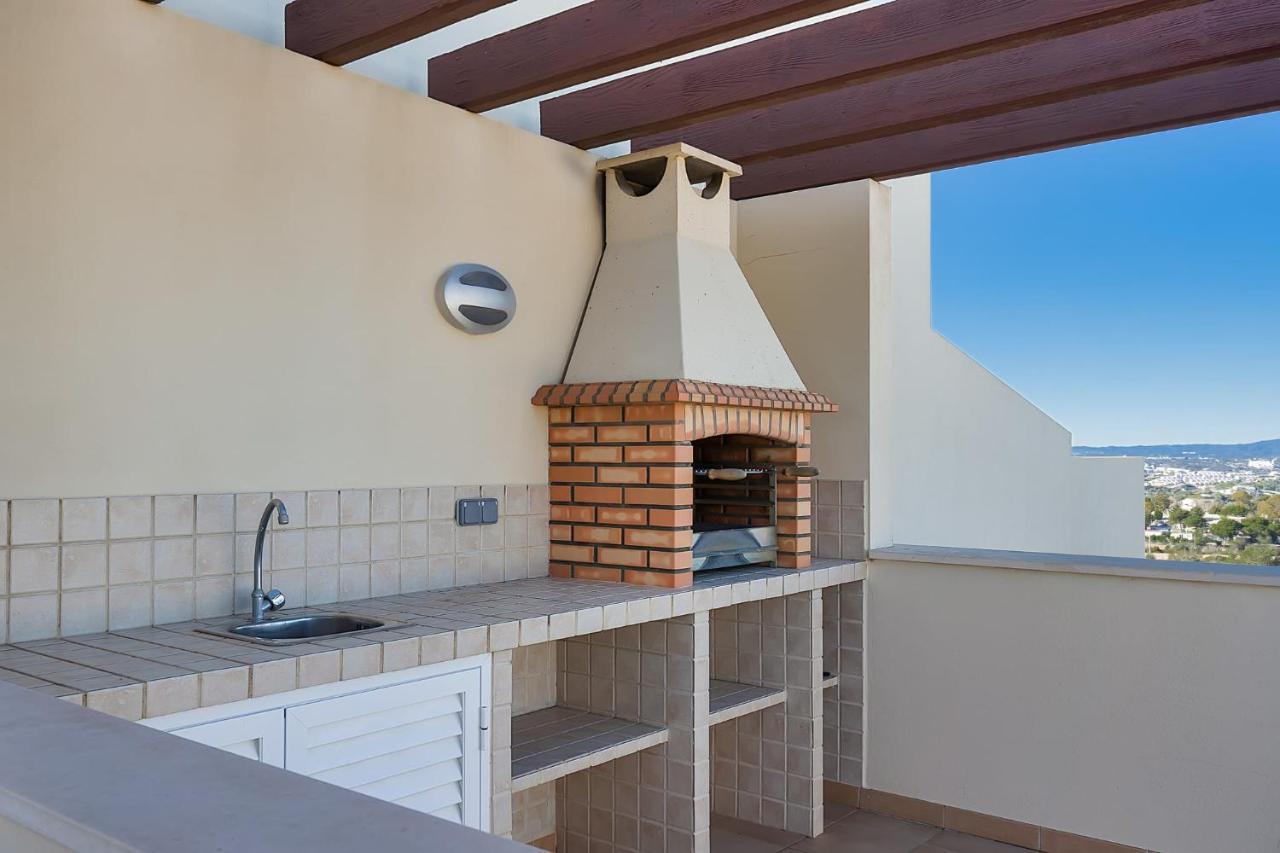 Casa Saudade - Luxury Penthouse With Stunning Views Apartment Estombar