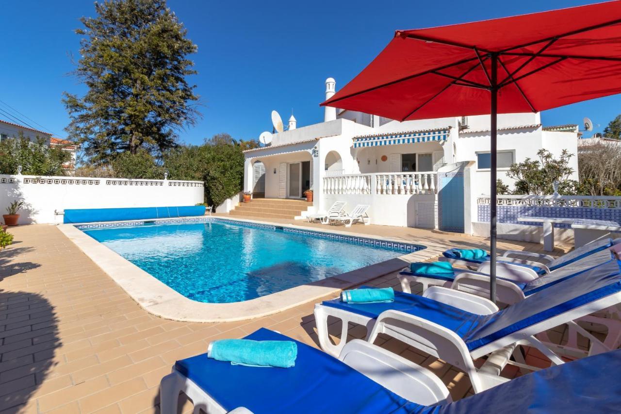 Casa Pazovida * Carvoeiro (Lagoa)