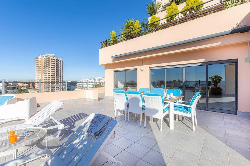 Apartment Dapi - Elegant Penthouse With Ocean View At Da Rocha