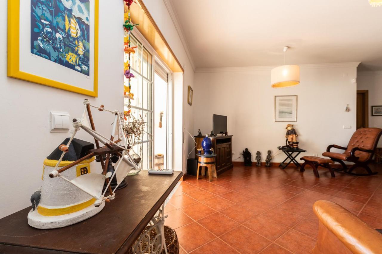 Apartment Front View Flat Ii