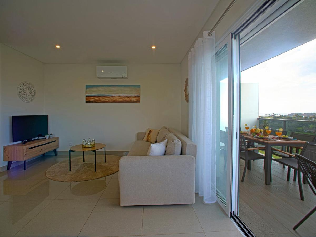 Emerson Plaza By Interhome Apartment