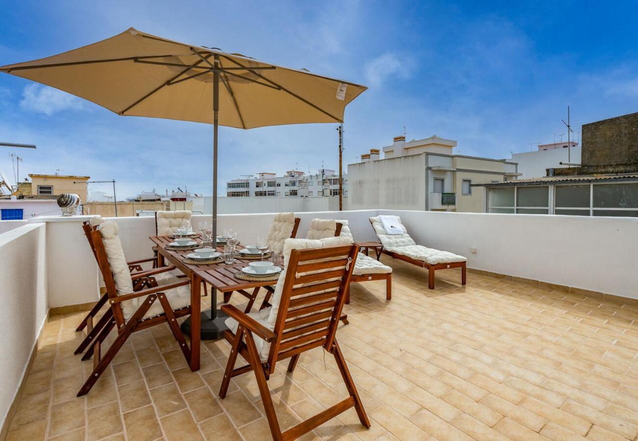 Tia Anica House I - With Terrace In Village * Fuseta
