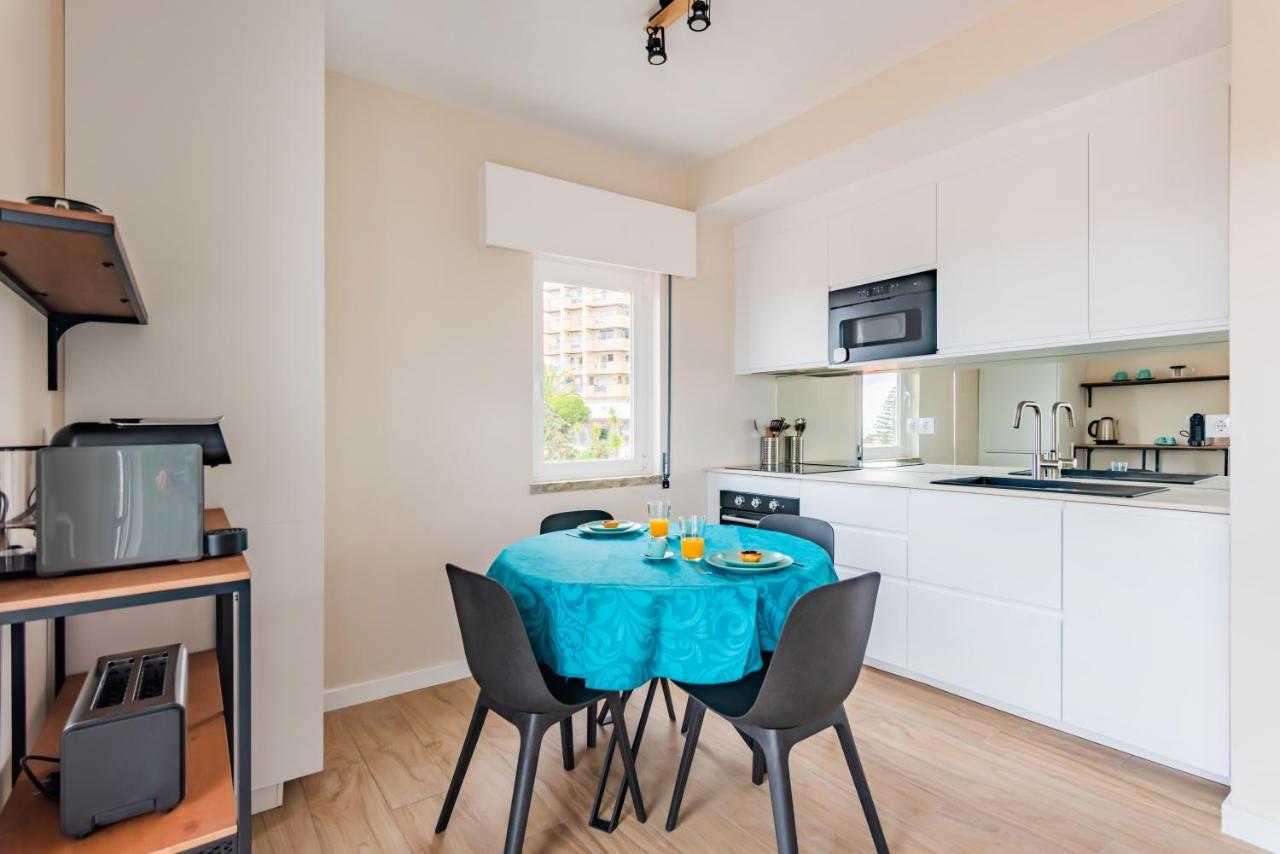 Sunny With Ocean Views Appartement