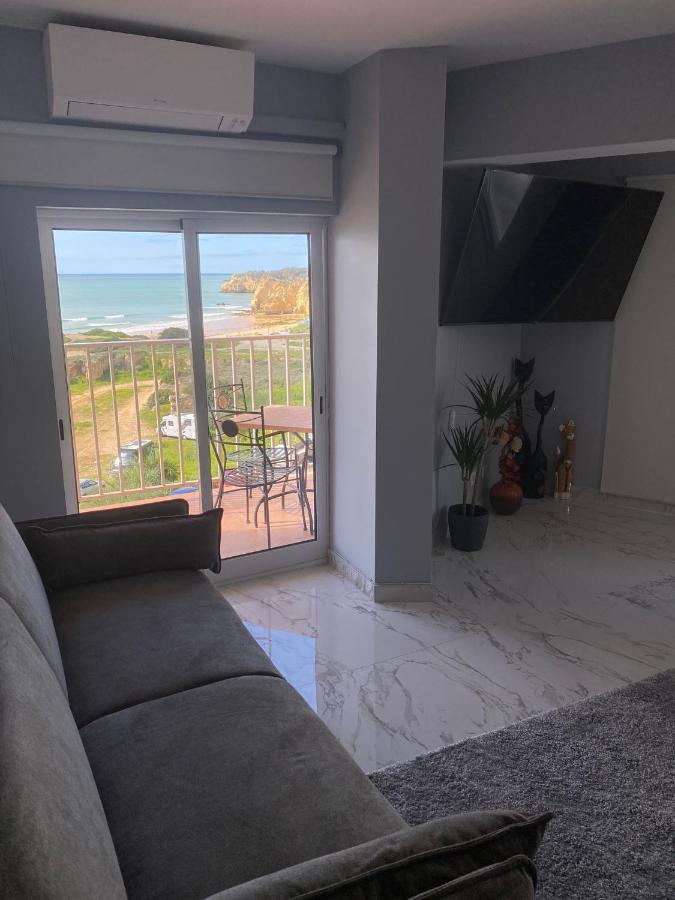 Apartment Sea Front Armacao de Pera