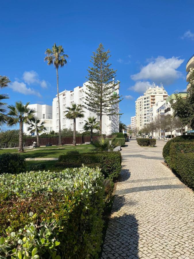 Apartment Sea Front Armacao de Pera