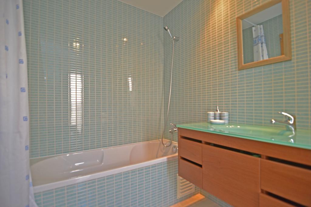 Privilege Folha De Louro With Rooftop Pool, Village Marina - Olhao