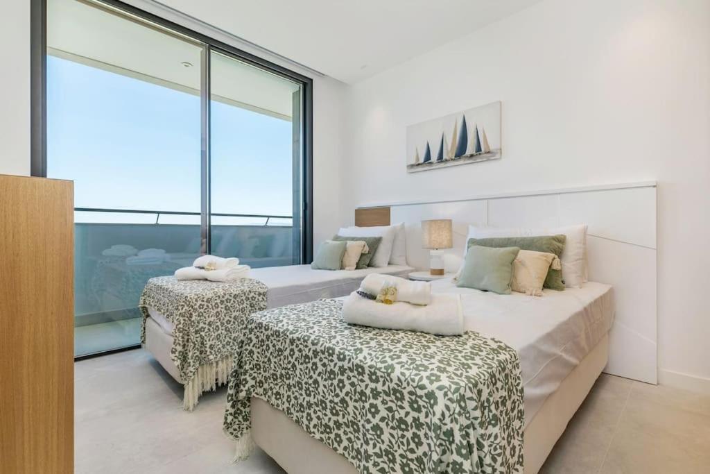 Amazing With Sea-view, Close To With Pool, Sauna, Wifi And Private Parking *