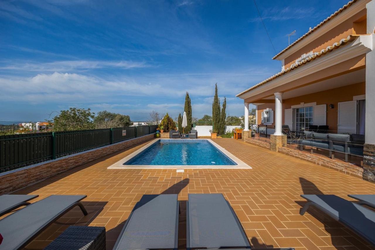 Laura By Algarve Holidays Villa