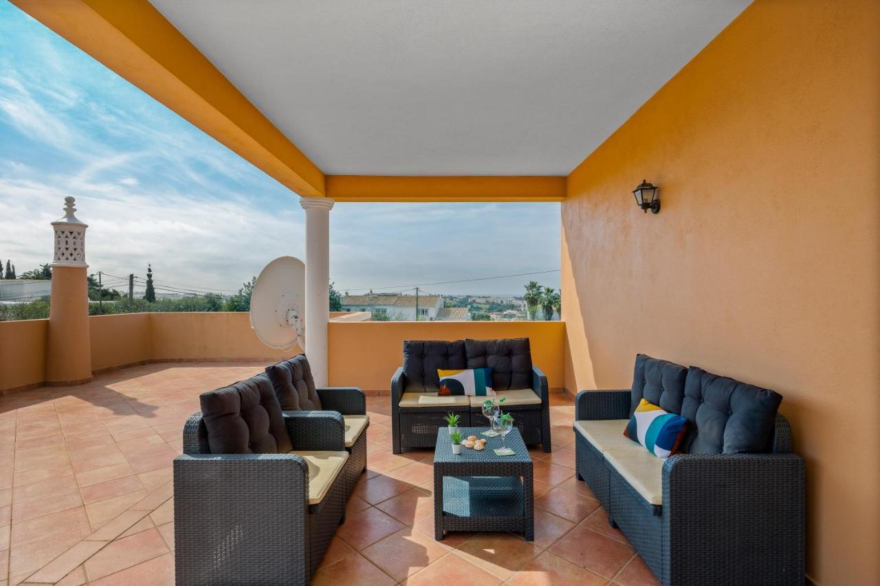 Villa Laura By Algarve Holidays Albufeira