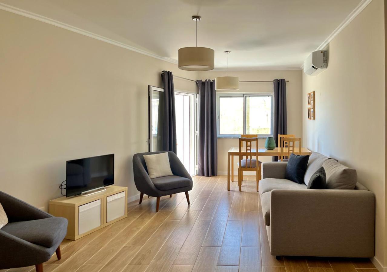 Ocean Breeze Apartment