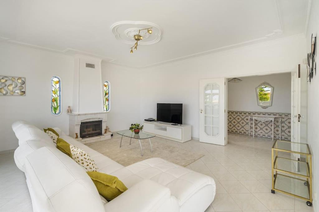 Marina - Pool & Sea View Villa Albufeira