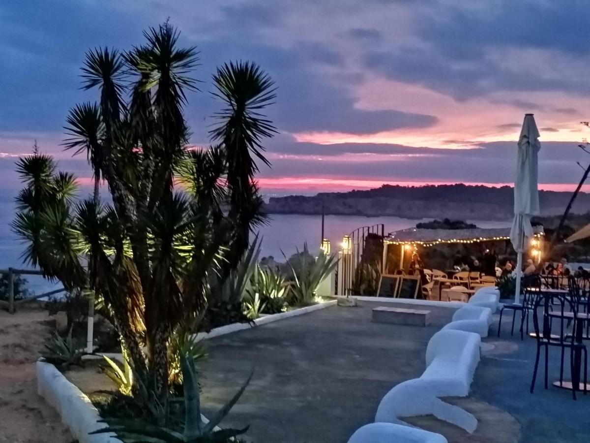Appartement Beachfront Seaview Litoralmar Apt, Fast Wifi, Airco, Pool, Private Parking Portimão