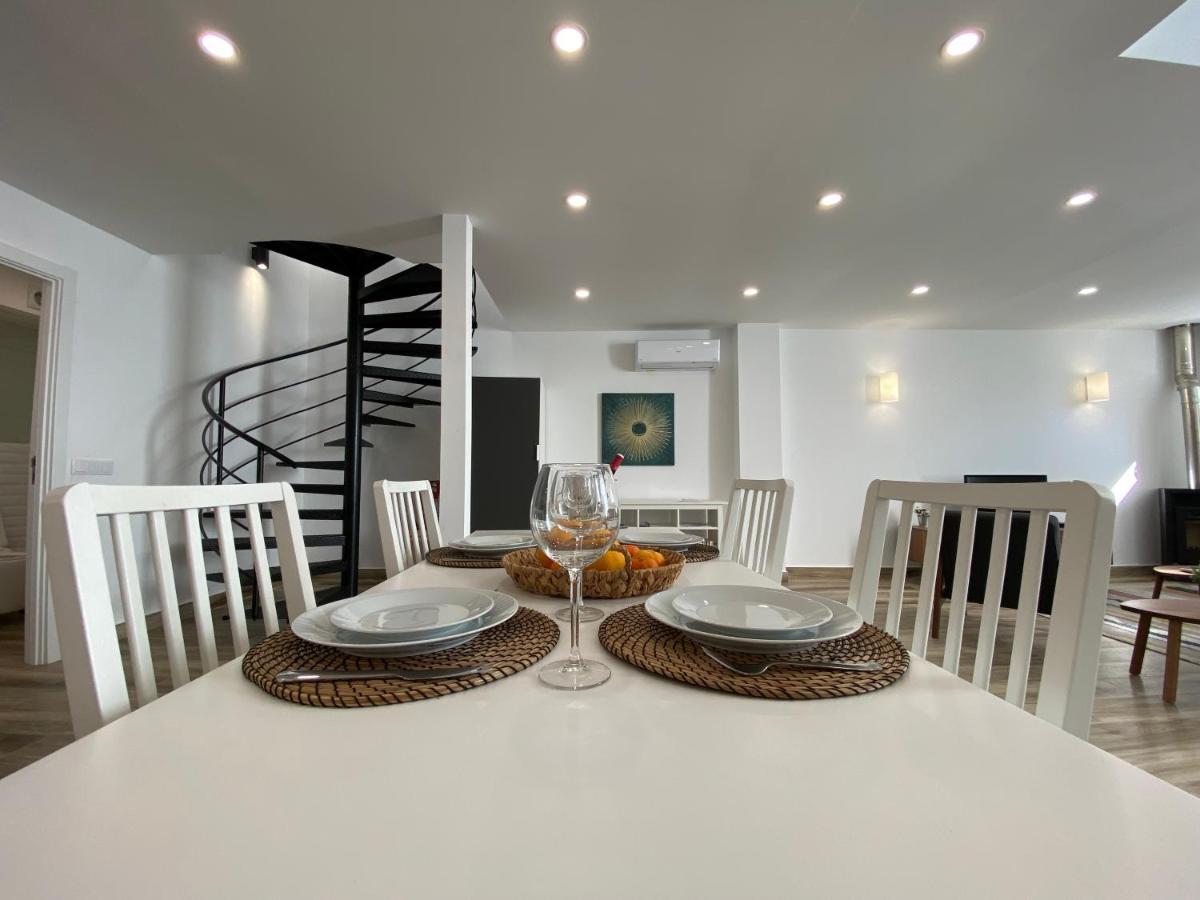 Tia Anica House I - With Terrace In Village