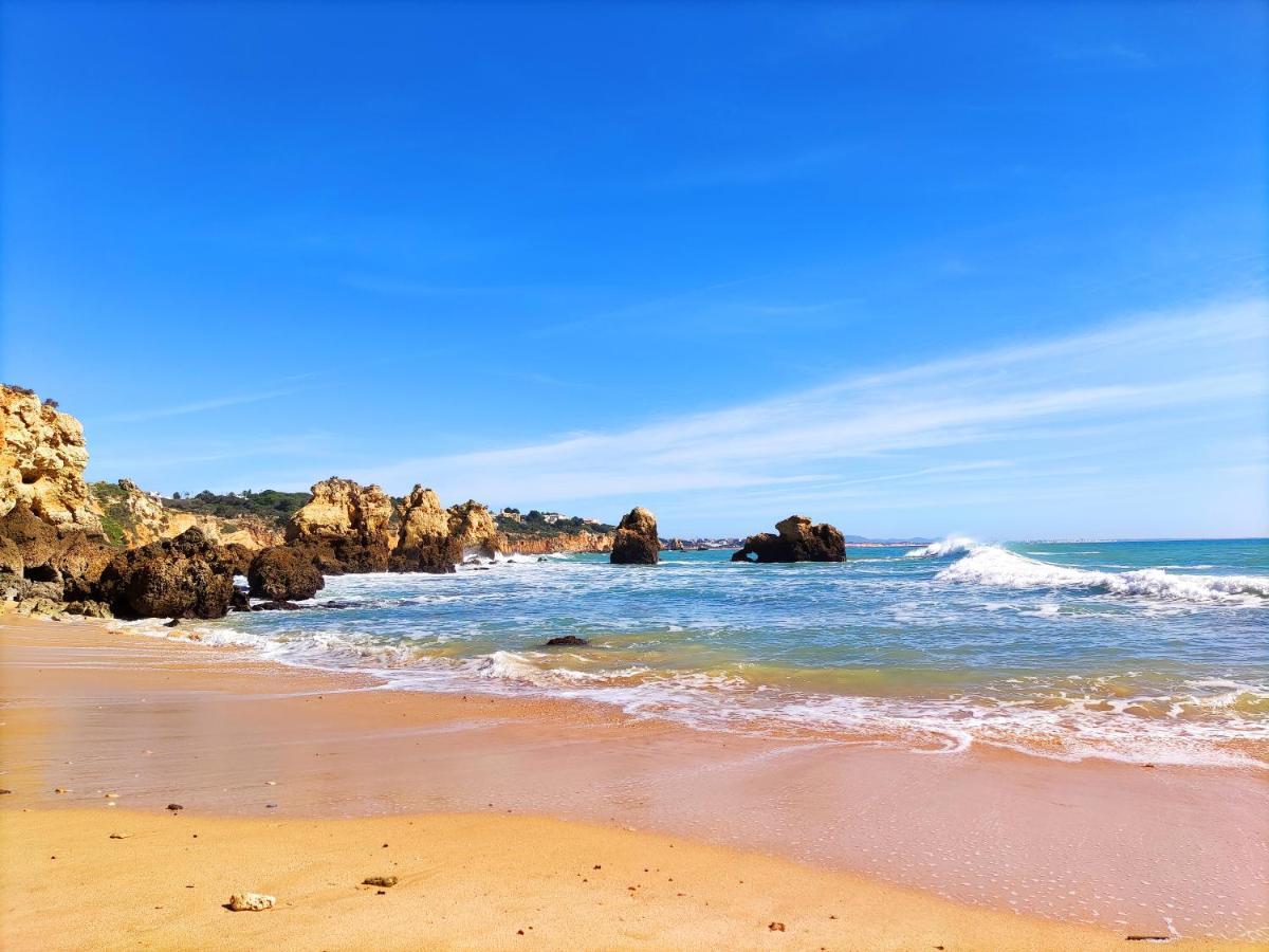 With Atlantic Ocean View By Becherish Apartment Olhos de Agua (Albufeira)