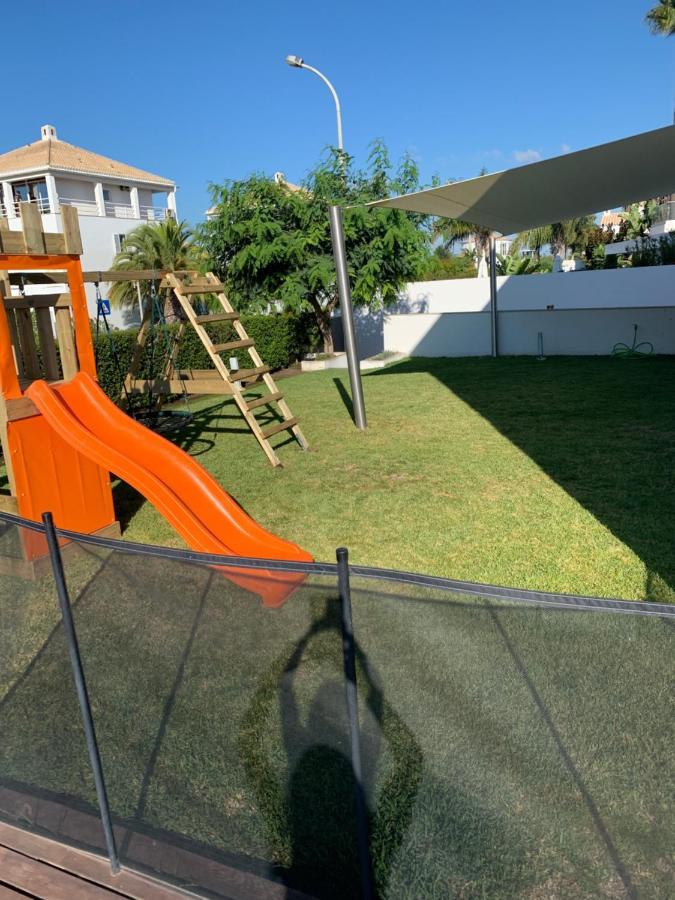 Dos Salgados, 6 Bdr, Front, Near Salgados Golf Club Guia (Faro)