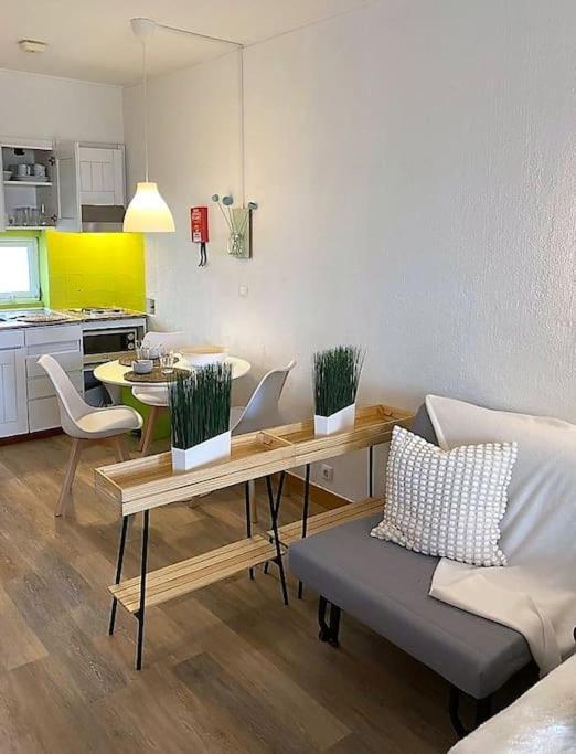 Apartment With Great Sea View, Near The Beach, With Ac And Pools Albufeira