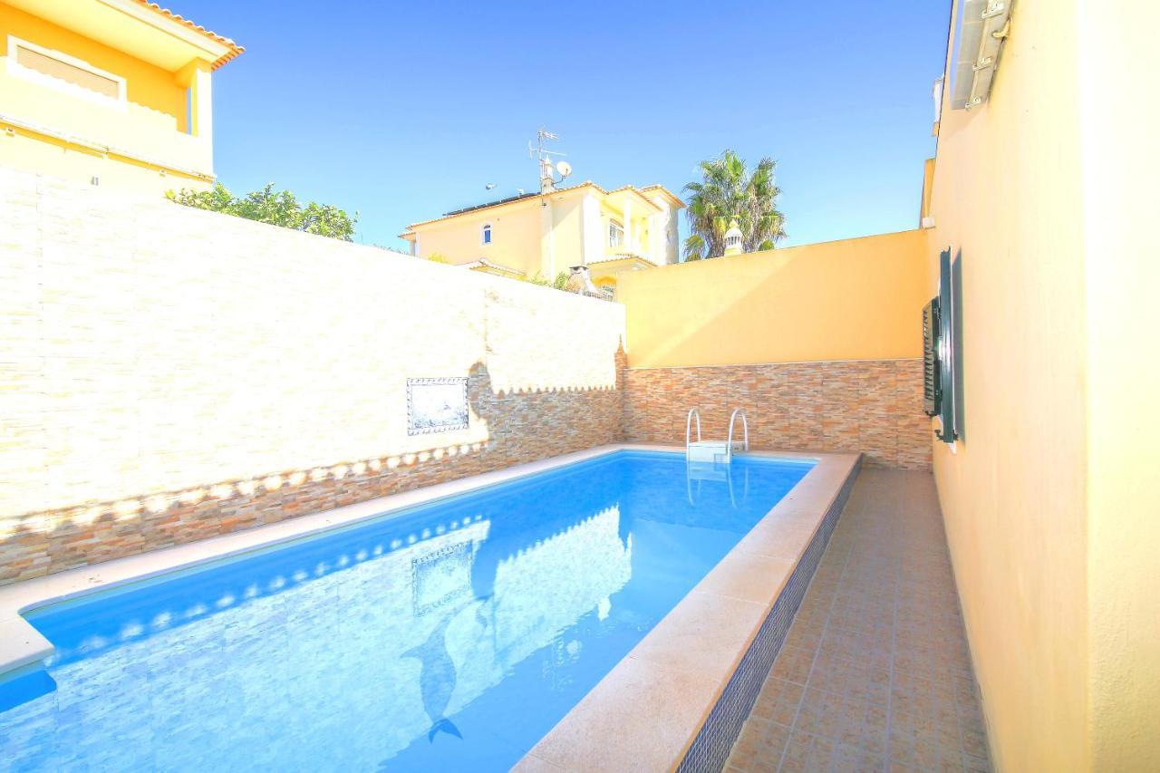 Olival With Pool Walking Distance To Pousada Armacao de Pera