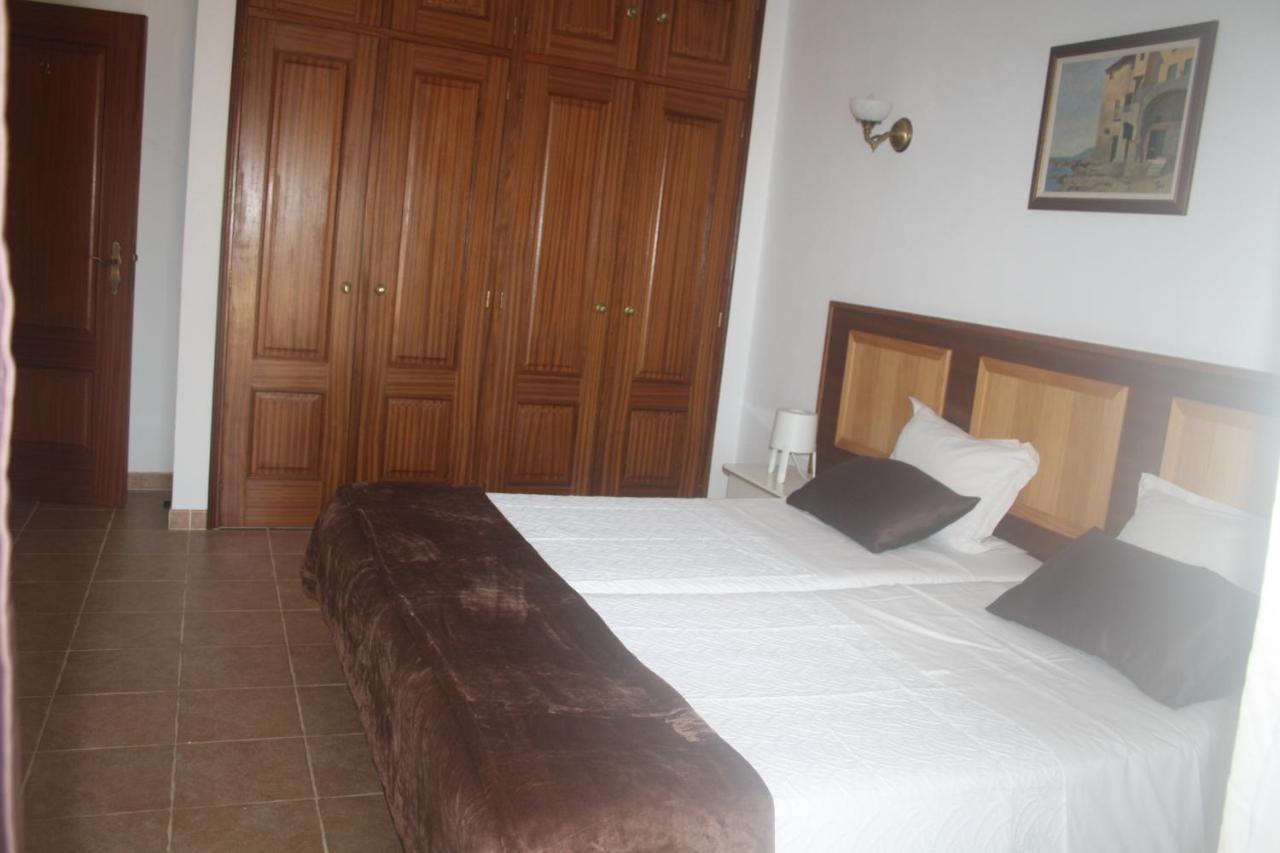 Rustic Villa Guesthouse * Santa Barbara de Nexe