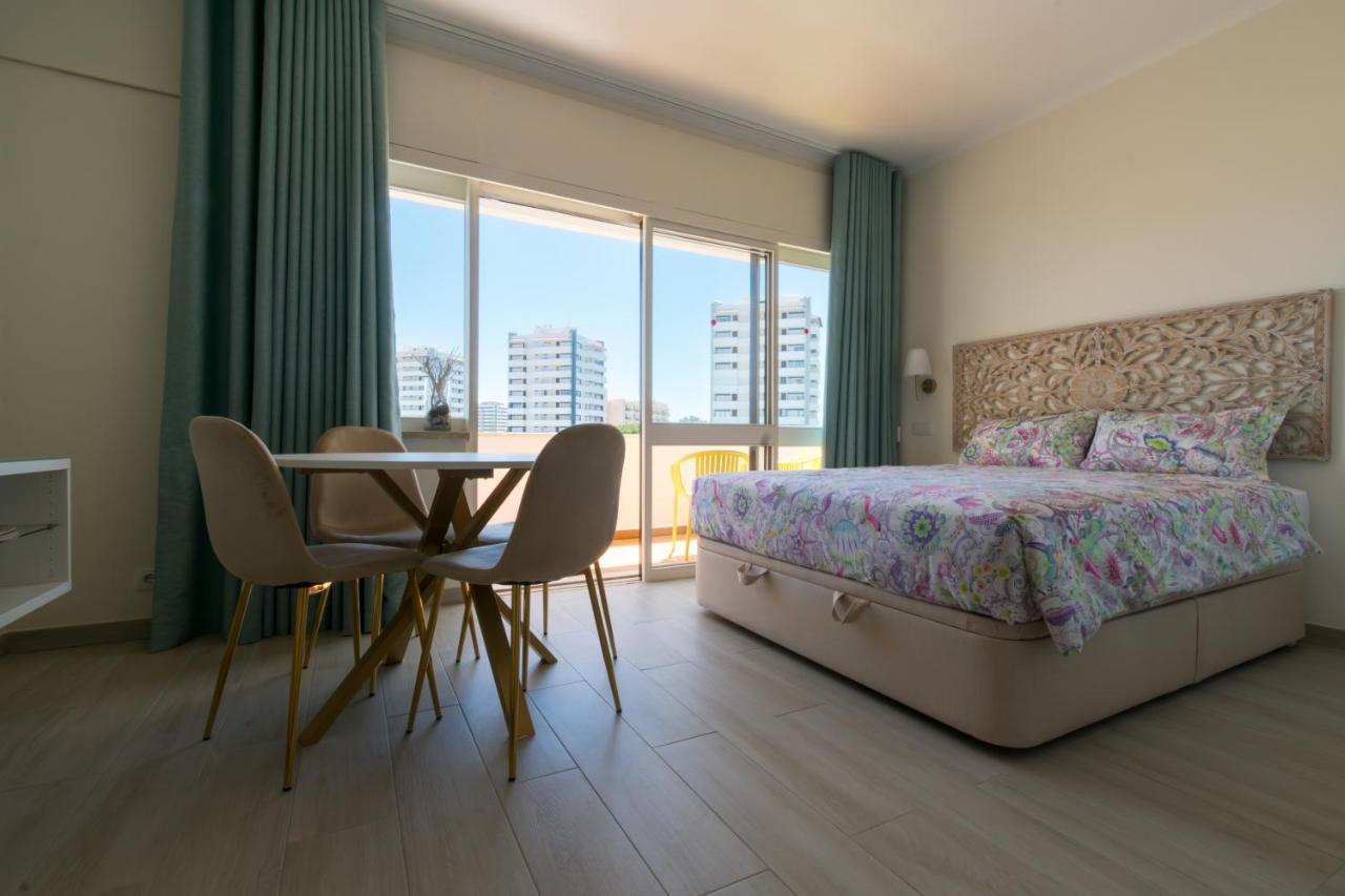Barinel Ocean Breeze Apartment *