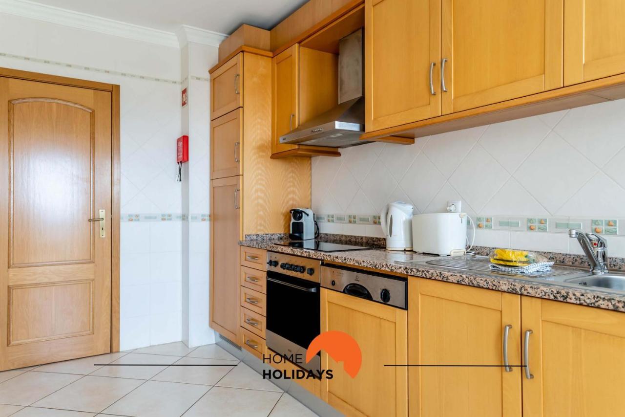 #166 Frat By Holidays Apartamento *