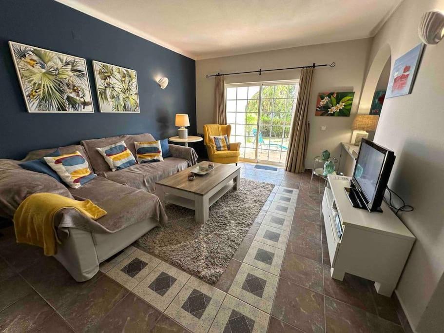 Apartment Casa Buccaneer, 2 Bedroom Garden In Da