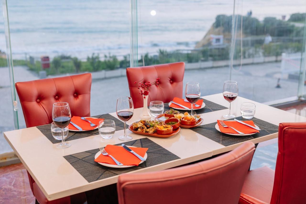 Apartahotel Muthu Clube Da Oura 4*