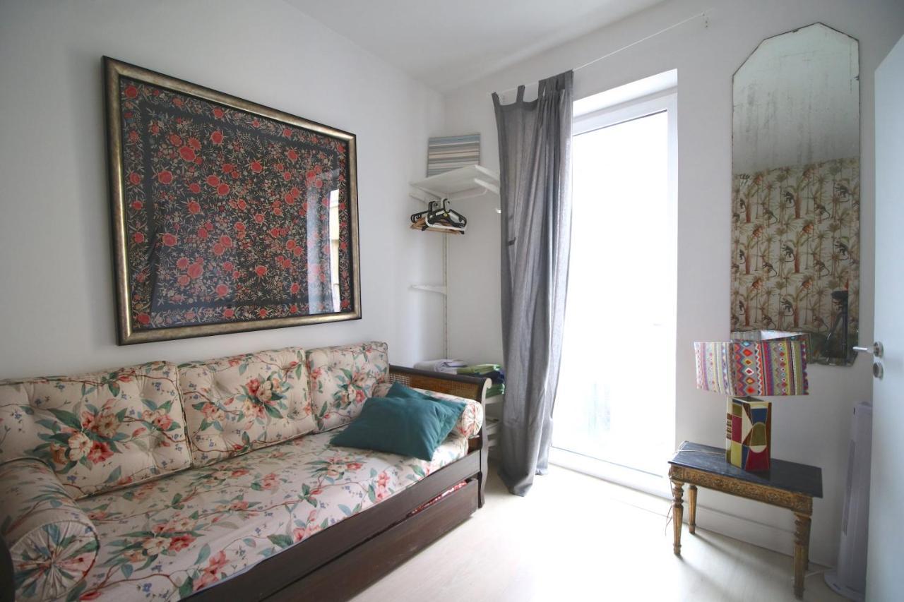 Apartment Feeling Discoveries