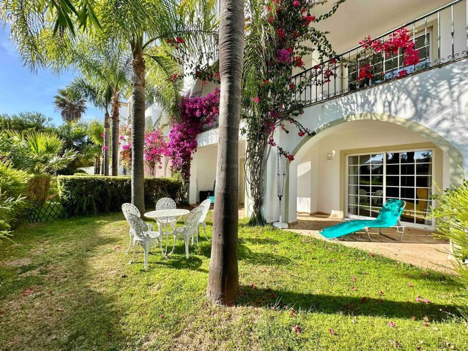 Casa Buccaneer, 2 Bedroom Garden In Da Apartment *