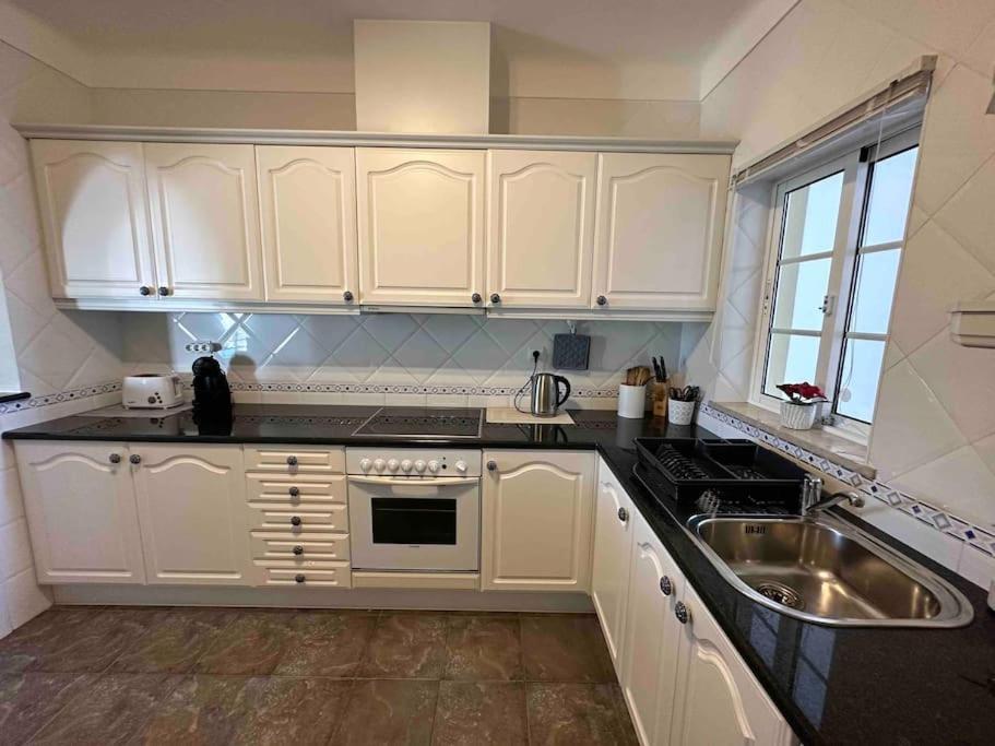 Casa Buccaneer, 2 Bedroom Garden In Da