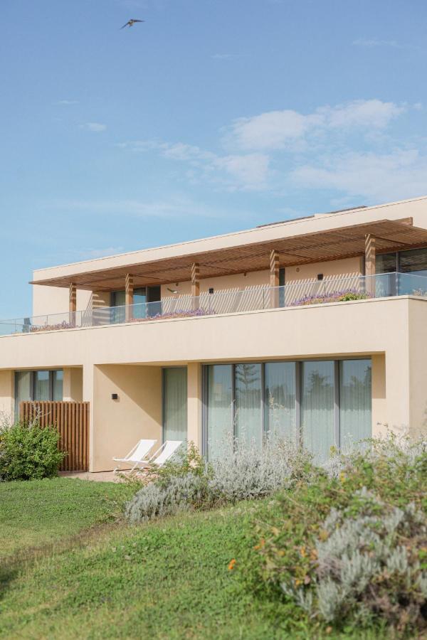 White Shell Resort 4*