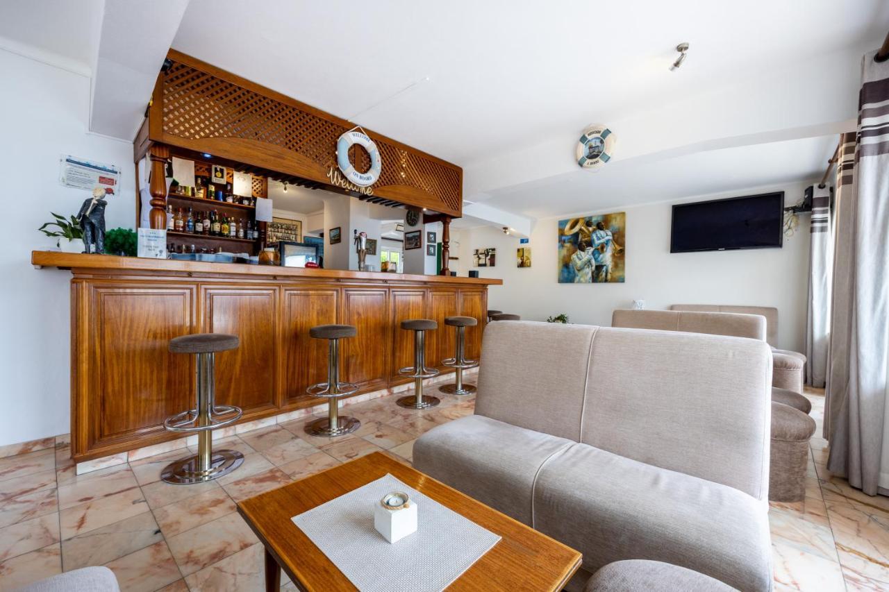 Hotel Residencial 3*