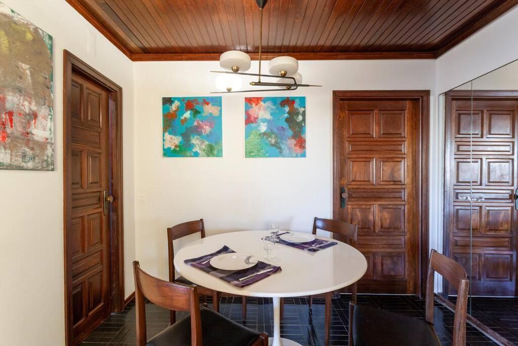 Atlantic Views Luxury Retreat Apartment