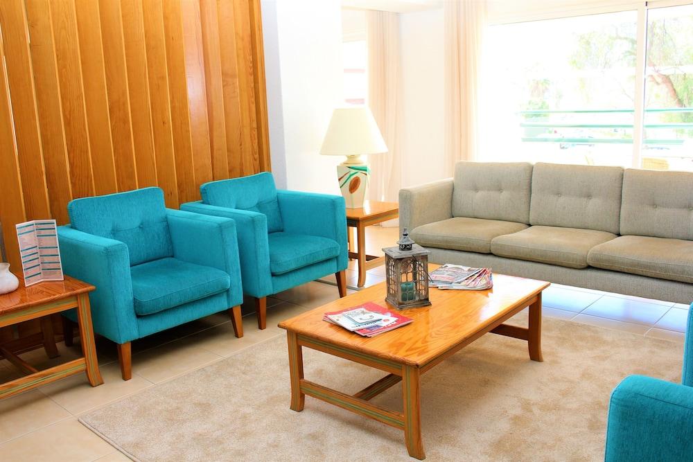 Ourabay - Art & Holidays Aparthotel
