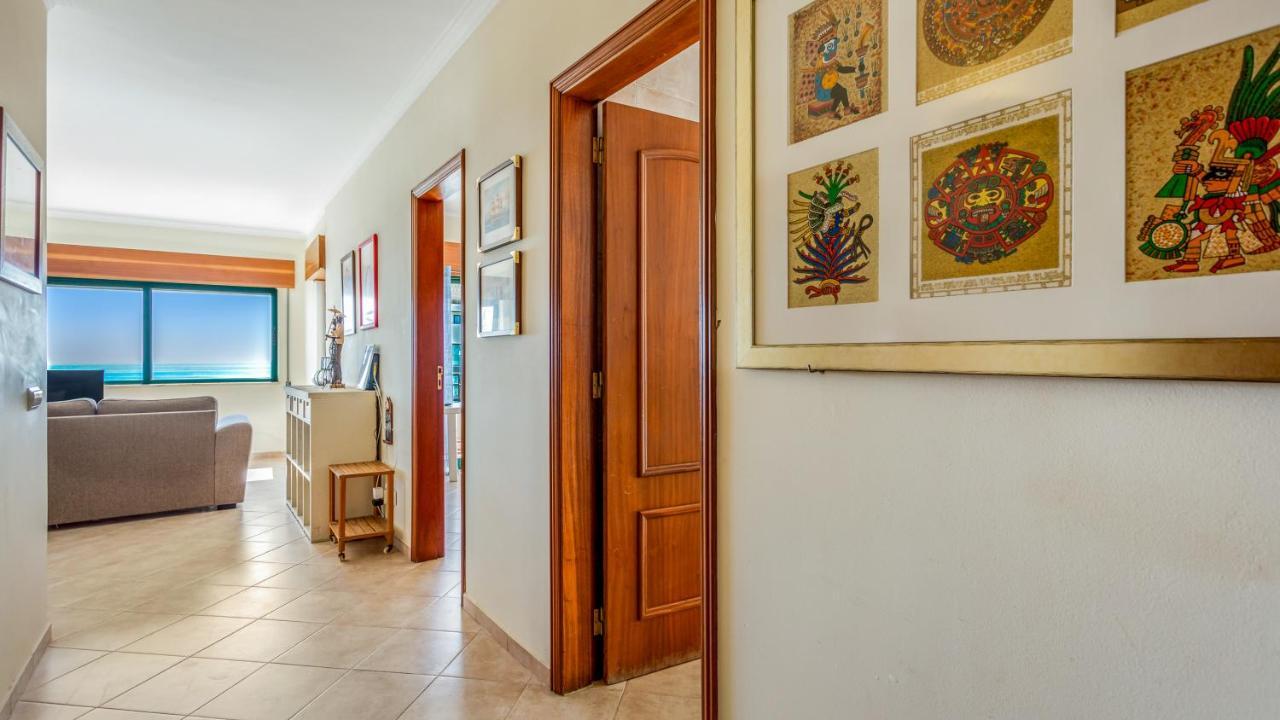 Sea View W/ Balcony By Lovelystay Apartamento