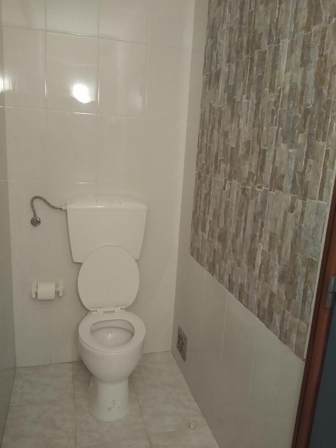 Pensión Melaya Private *