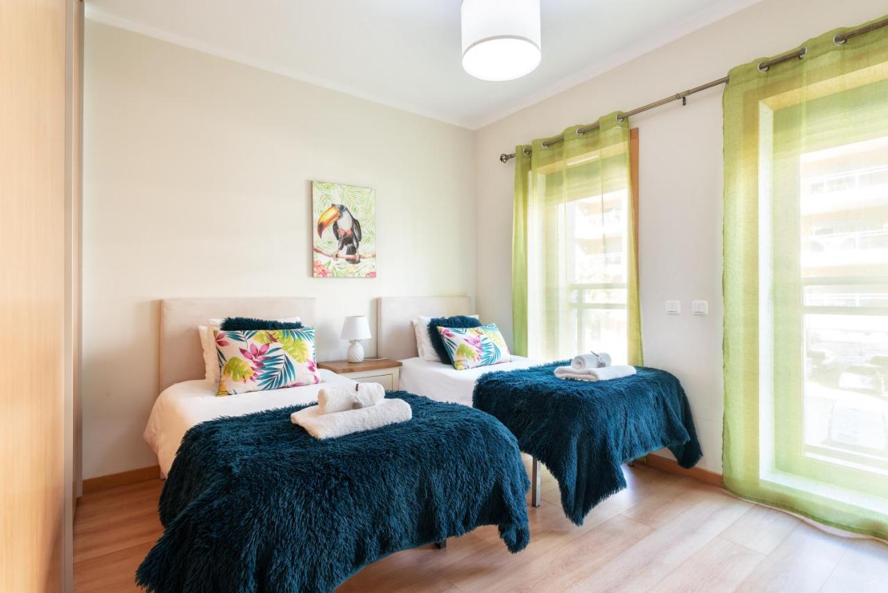 Apartment Privilege Ciboulette With Rooftop Pool, Village Marina - *