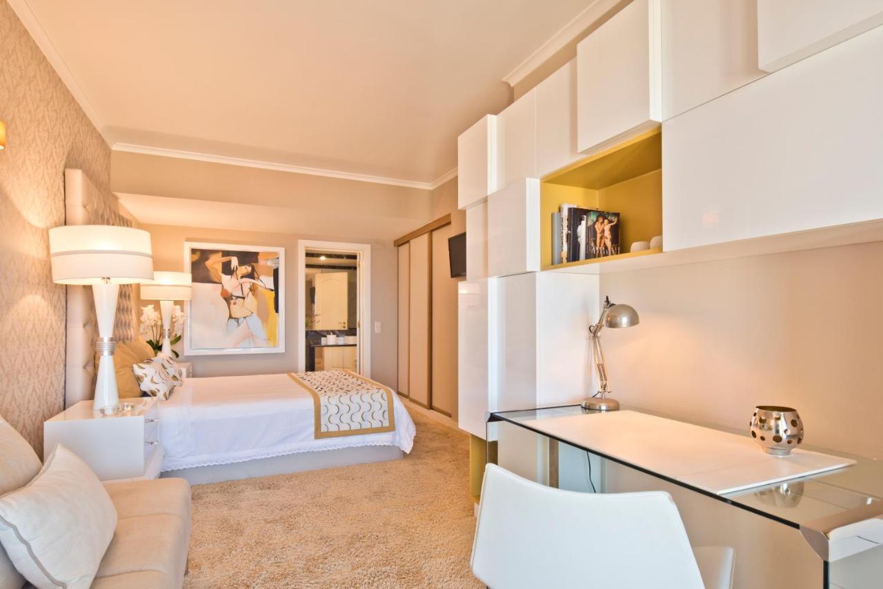Sea Front Family Apartment