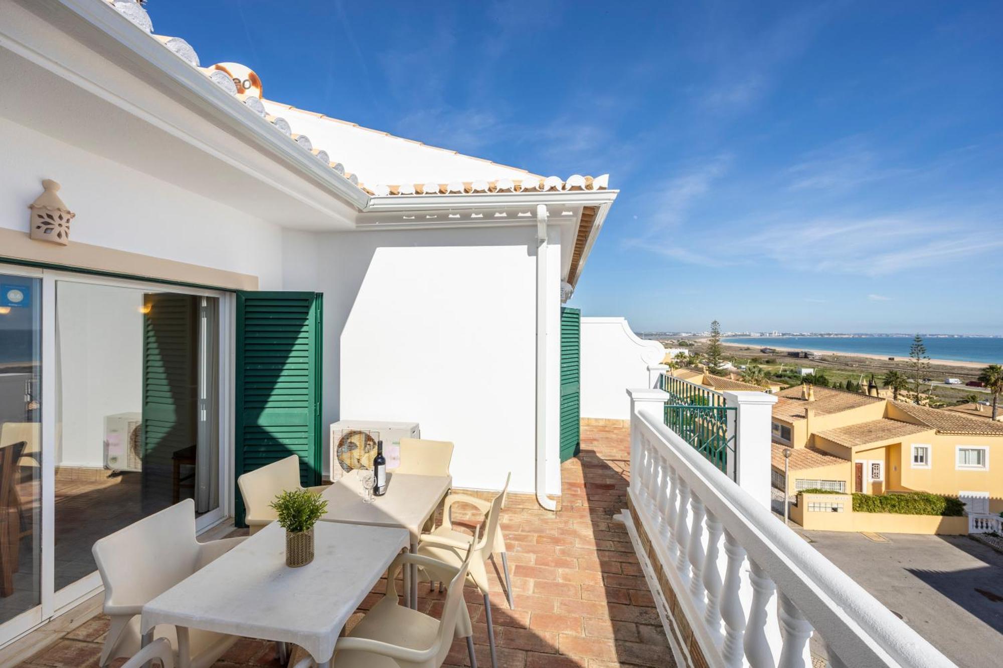 Apartment Meia Praia