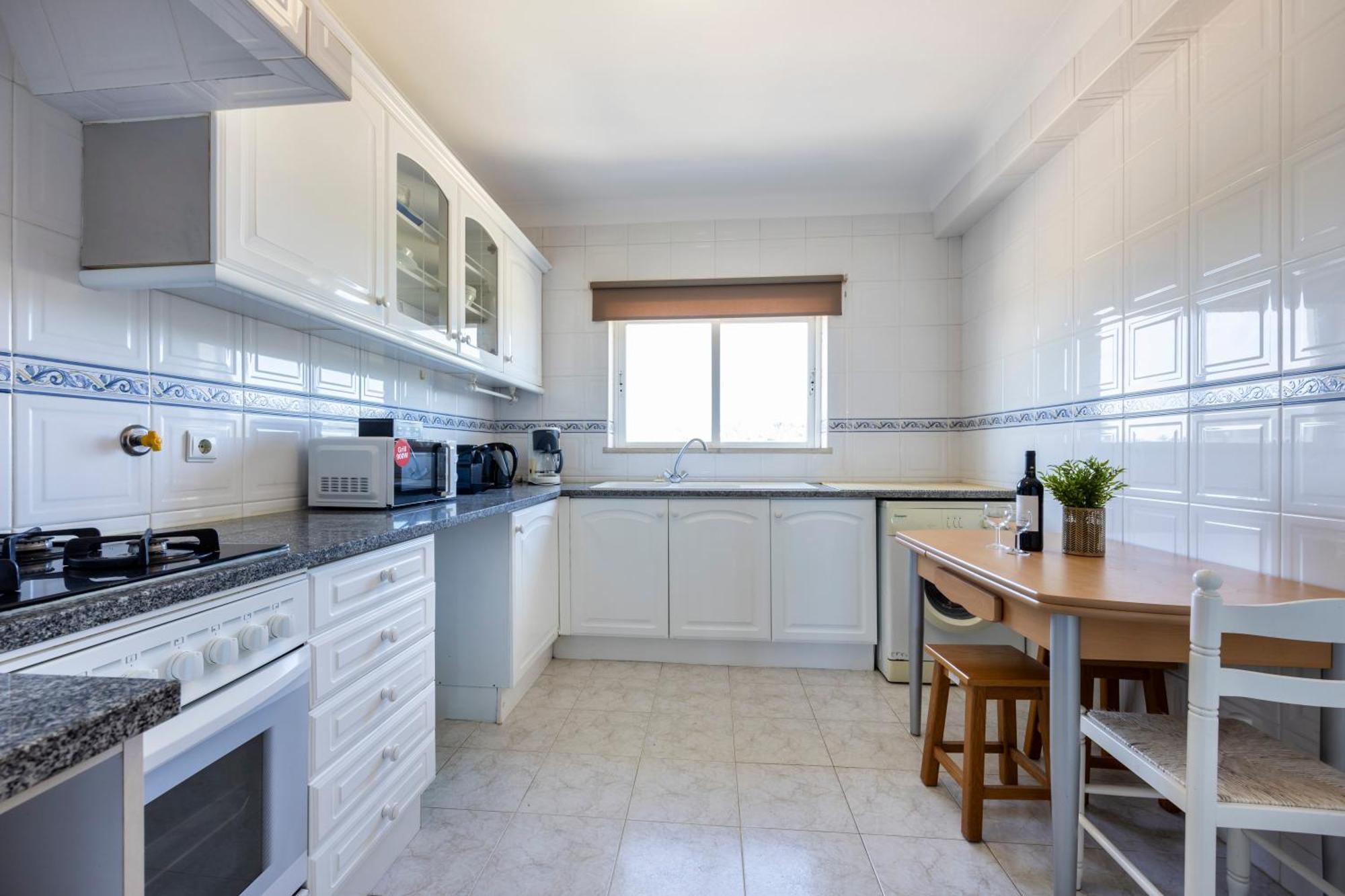 Apartment Meia Praia Lagos