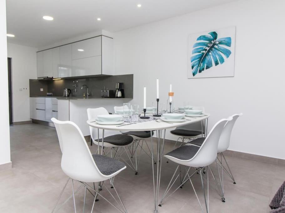 Villa Mamma Mia House - Sea View & Pool And Garden & Bbq Silves