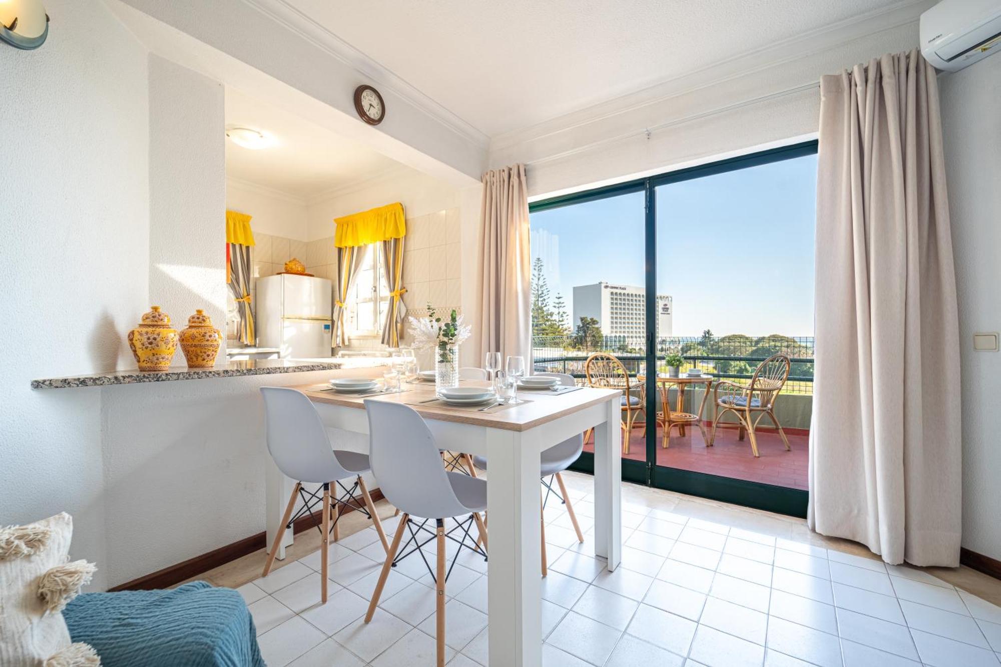 Sea View Apartment