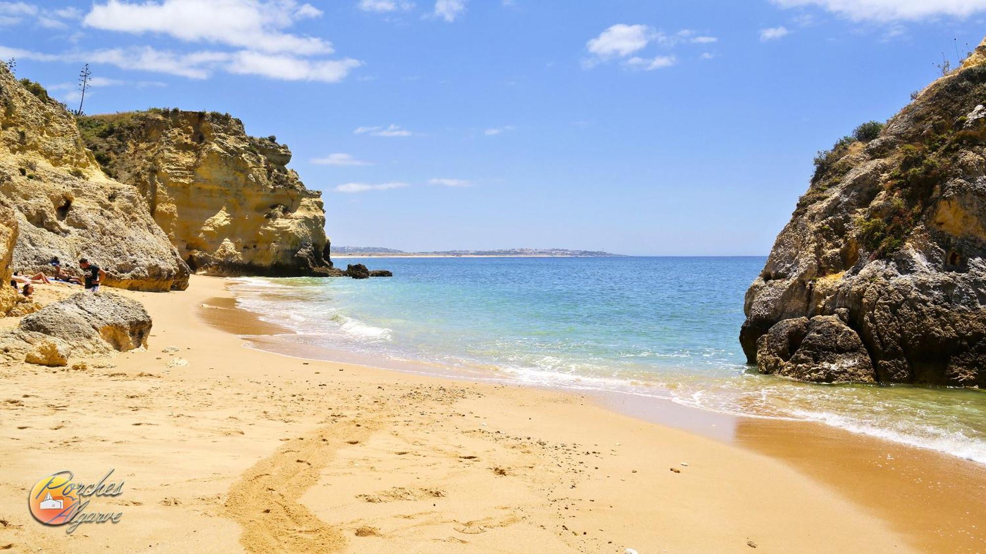 Casa Azul 1 - Senhora Da Rocha, Algarve Apartment