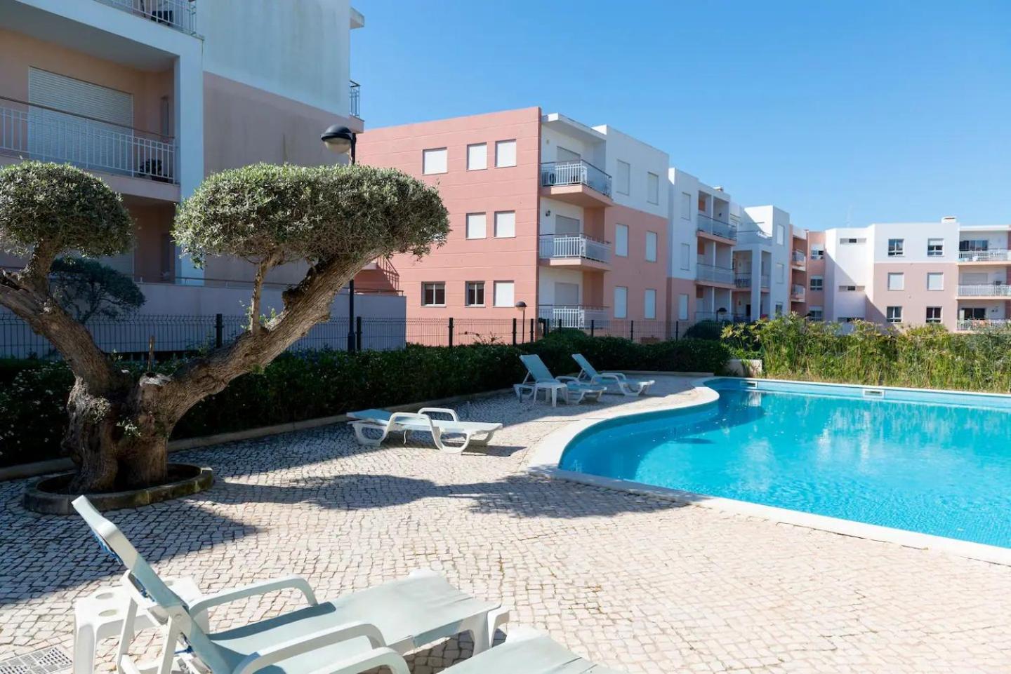 Tac - Rosa Pool & Portimao