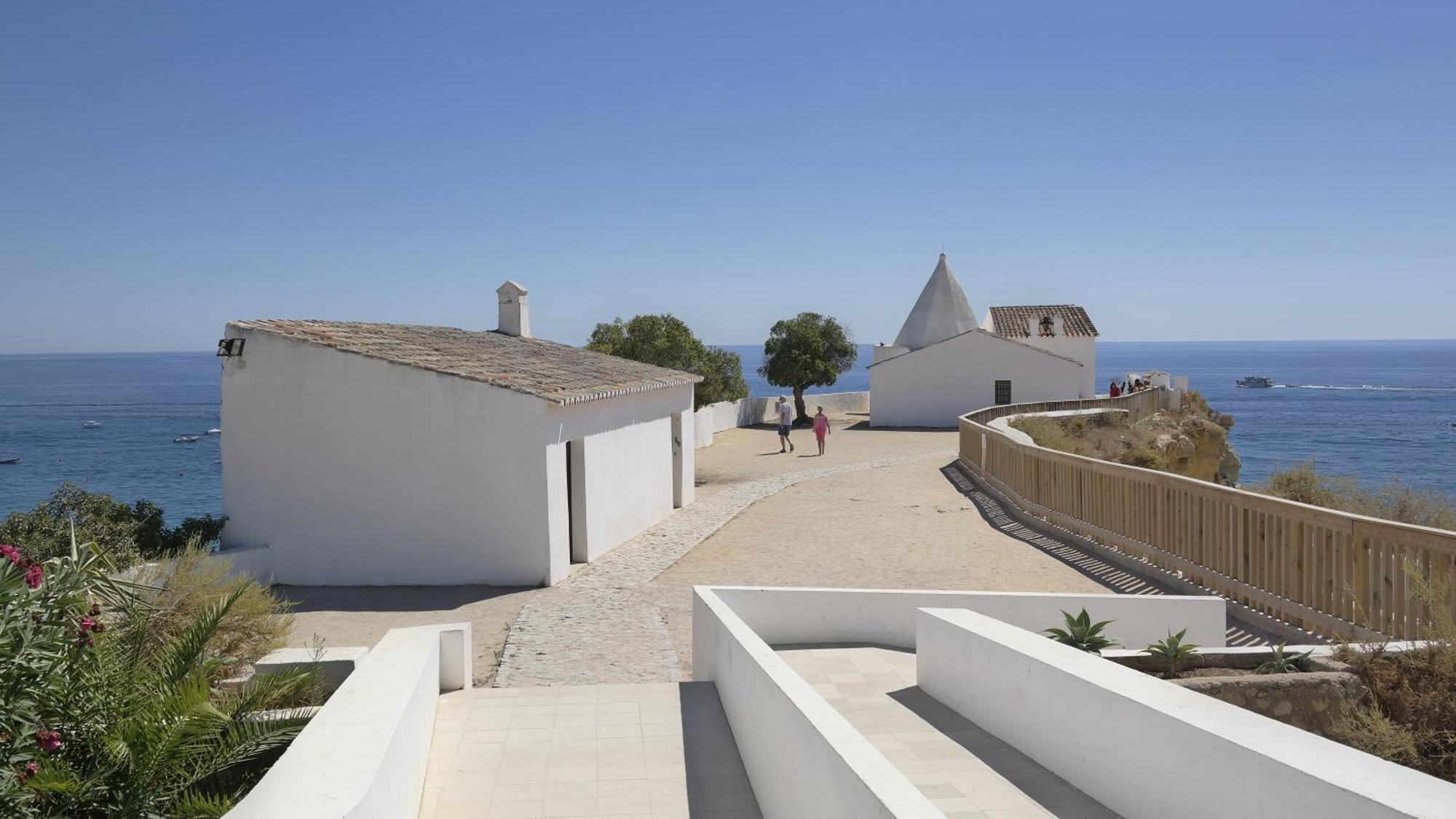 Casa Azul 3 - Senhora Da Rocha, Algarve *